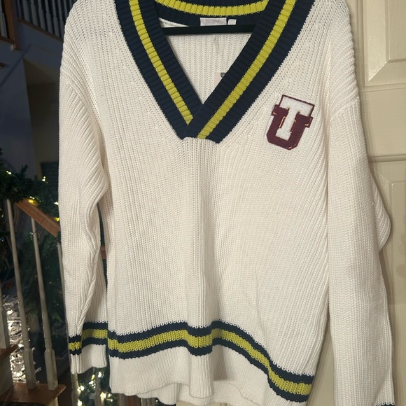 The Upside White and Blue V-Neck Sweater - Picture 2 of 4